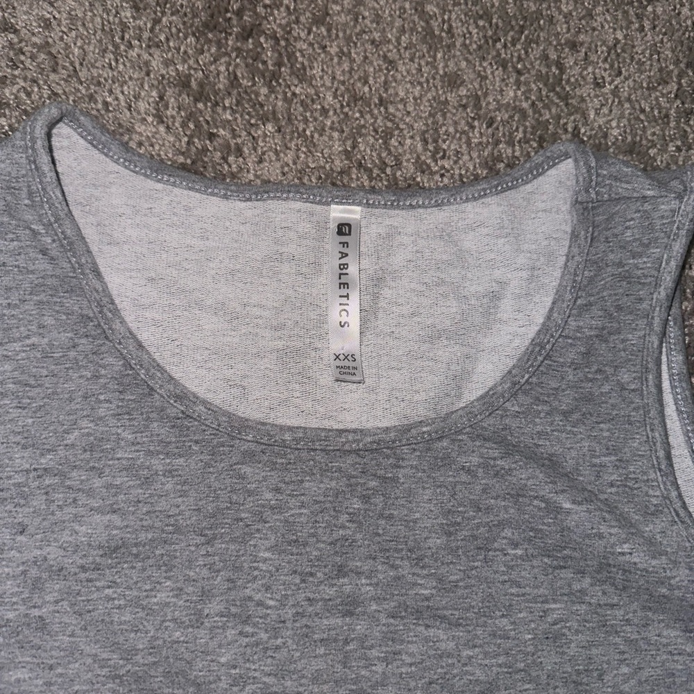 Fabletics top - Picture 3 of 3